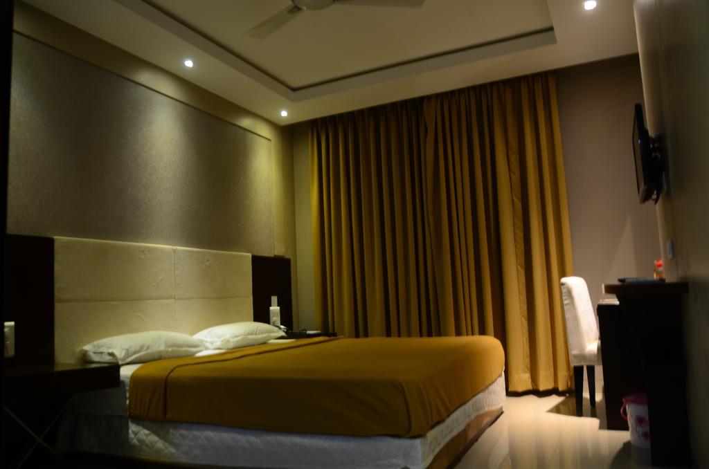Hotel Blue Lagoon 다만 객실 사진